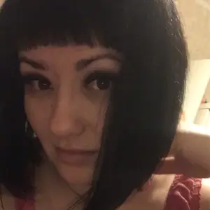Я Оксана, 30, знакомлюсь для общения в Валуйках