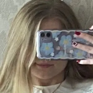 Елизавета из Калуги, мне 19, познакомлюсь для приятного времяпровождения