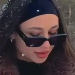 Я Арина, 24, из Санкт-Петербурга, ищу знакомство для совместных путешествий