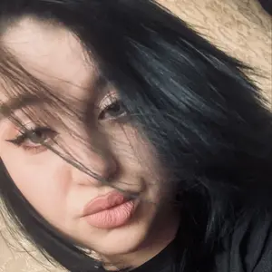 Виолетта из Саратова, мне 25, познакомлюсь на одну ночь