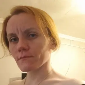 Юля из Лесосибирска, мне 37, познакомлюсь для постоянных отношений