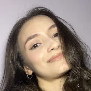 Александра из Новокузнецка, мне 21, познакомлюсь для общения