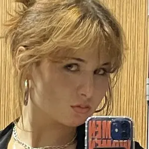 Екатерина из Петрозаводска, мне 23, познакомлюсь для без обязательств