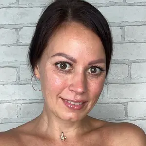 Юлия из Барнаула, ищу на сайте общение