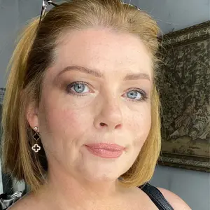 Я Наталья, 50, знакомлюсь для постоянных отношений в Санкт-Петербурге