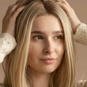 Я Лиза, 23, из Краснодара, ищу знакомство для открытые отношения