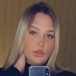 Я Евгения, 22, из Жуковского, ищу знакомство для приятного времяпровождения