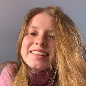 Я Карина, 22, из Тюмени, ищу знакомство для дружбы
