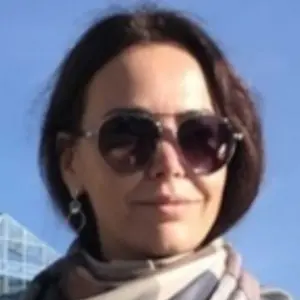Катёна из Тамбова, мне 40, познакомлюсь для приятного времяпровождения