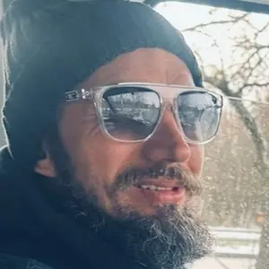 Volandemor из Москвы, мне 42, познакомлюсь для на одну ночь
