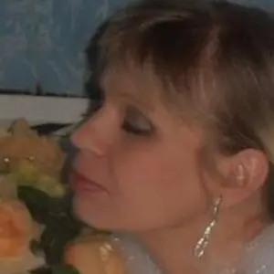 Кристина из Ногинска, мне 40, познакомлюсь на одну ночь