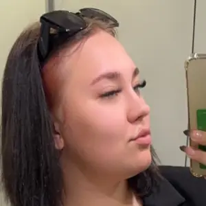 Я Виктория, 23, знакомлюсь для постоянных отношений в Ярославле