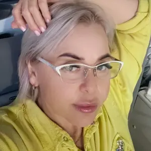 Я Виктория, 40, знакомлюсь на одну ночь в Москве