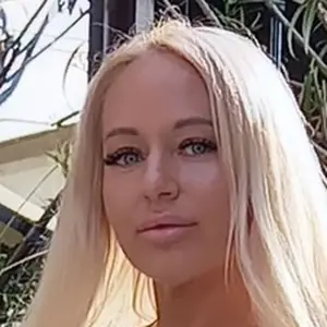 Я Елена, 36, из Евпатории, ищу знакомство для приятного времяпровождения