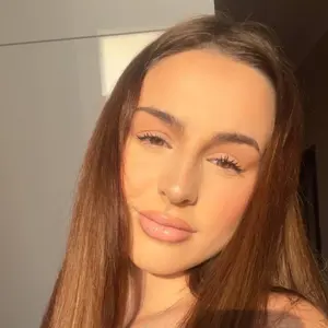 Я Оля, 22, знакомлюсь для приятного времяпровождения в Санкт-Петербурге