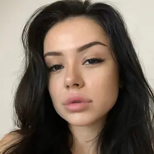Алиса из Камышина, ищу на сайте регулярный секс