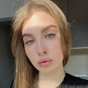 Настюша из Ростова-на-Дону, ищу на сайте знакомства без обязательств