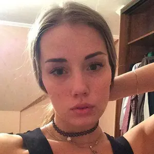 Я Карина, 26, знакомлюсь для виртуального секса в Выборге