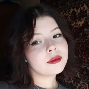 Я Ксения, 18, из Ессентуков, ищу знакомство для секса на одну ночь