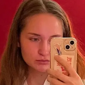 Я Юля, 25, знакомлюсь для приятного времяпровождения в Москве