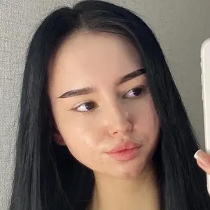 Я Айна, 22, знакомлюсь для дружбы в Ростове-на-Дону