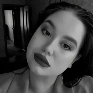 Настя из Омска, ищу на сайте общение