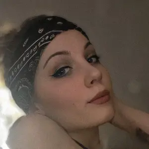 Катрина из Отрадного, мне 23, познакомлюсь для виртуального секса