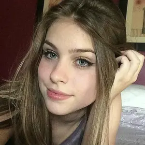Я Диана, 23, из Туймаз, ищу знакомство для приятного времяпровождения
