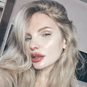 Я Алёна, 28, из Великого Новгорода, ищу знакомство для постоянных отношений
