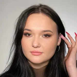 Я Уайли, 24, знакомлюсь для общения в Москве