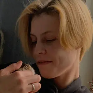 Я Елизавета, 20, из Санкт-Петербурга, ищу знакомства без обязательств