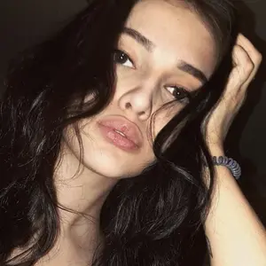 Аля из Оренбурга, мне 26, познакомлюсь для вирта
