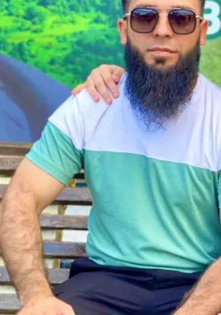 Я Апти, 33, из Рыльска, ищу знакомства без обязательств