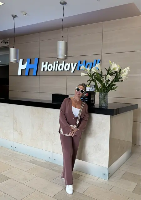 Я Наталья, 41, из Москвы, ищу знакомство для постоянных отношений