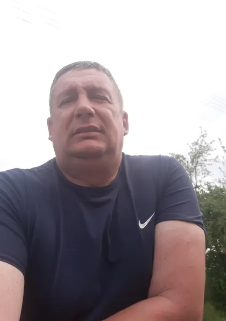 Александр из Катава-Ивановска, ищу на сайте приятное времяпровождение