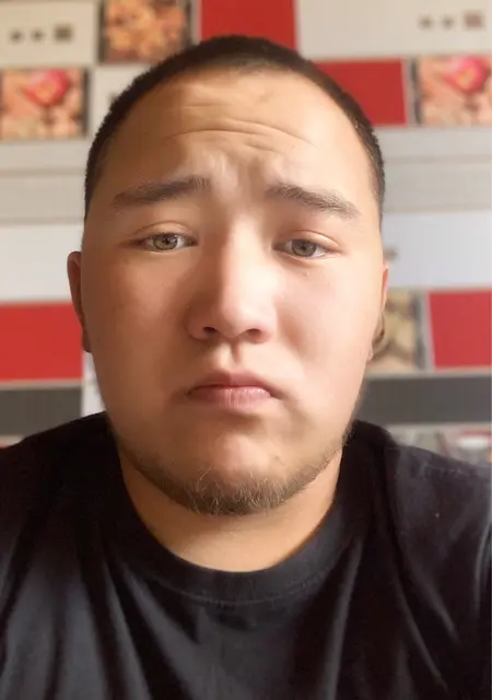 Улыгбек из Элисты, мне 21, познакомлюсь на одну ночь