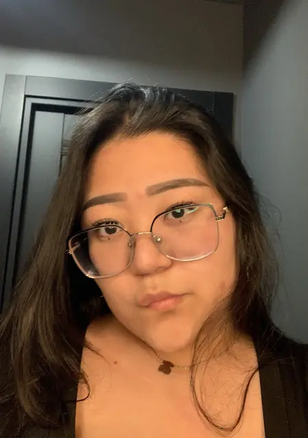 Я Mbabtmp, 20, знакомлюсь на одну ночь в Омске