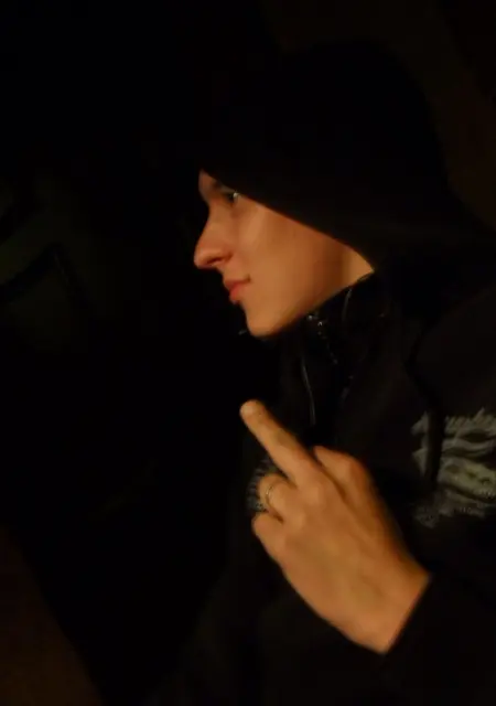 Я Леха, 35, из Усть-Лабинска, ищу знакомства на одну ночь