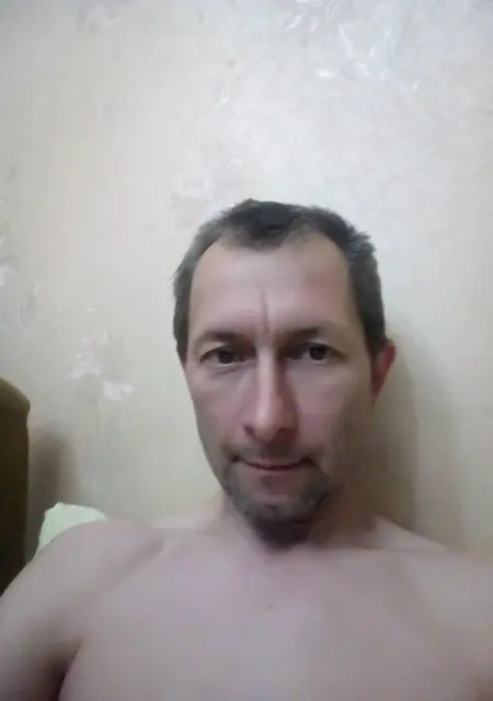 Я Алексей, 50, из Ватутинки, ищу знакомства без обязательств