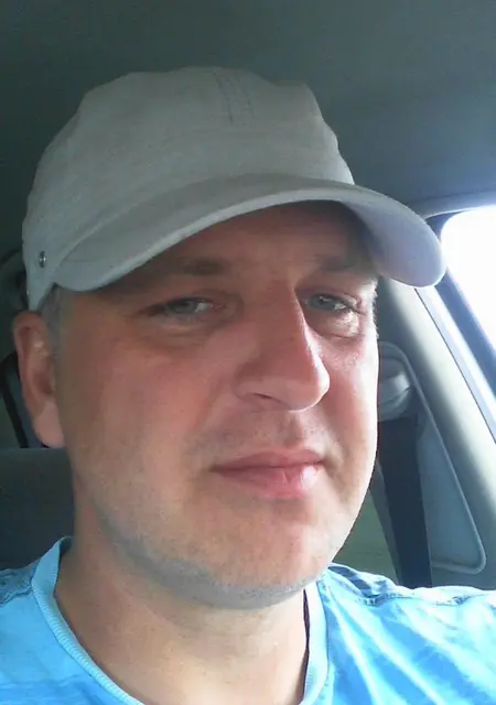 Ivan из Михайловки, ищу на сайте знакомства на одну ночь