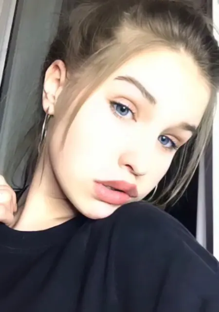 Я Софа, 24, знакомлюсь для общения в Анапе