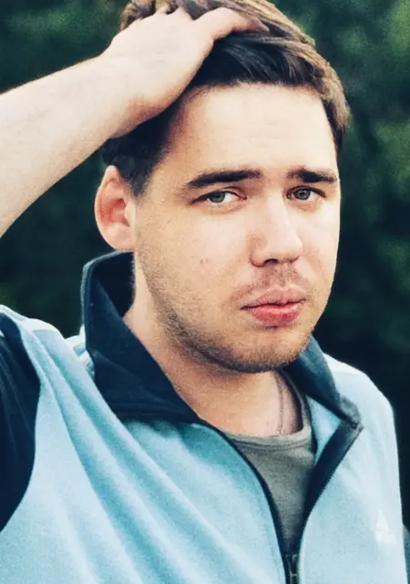 Аркадий из Опочки, мне 30, познакомлюсь для общения