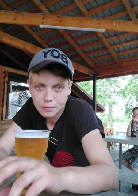 Я Ирина, 32, из Шадринска, ищу знакомства без обязательств