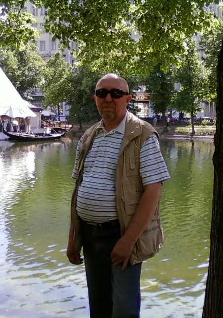 Я Pavel, 64, из Чистополя, ищу знакомства на одну ночь