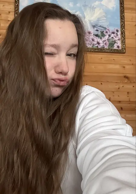 Алина из Дубны, ищу на сайте общение