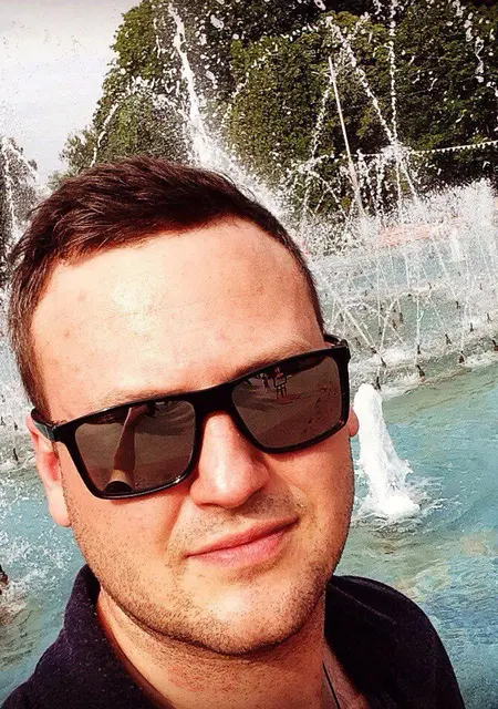 Я Алексей, 40, из Ясногорска, ищу знакомства на одну ночь