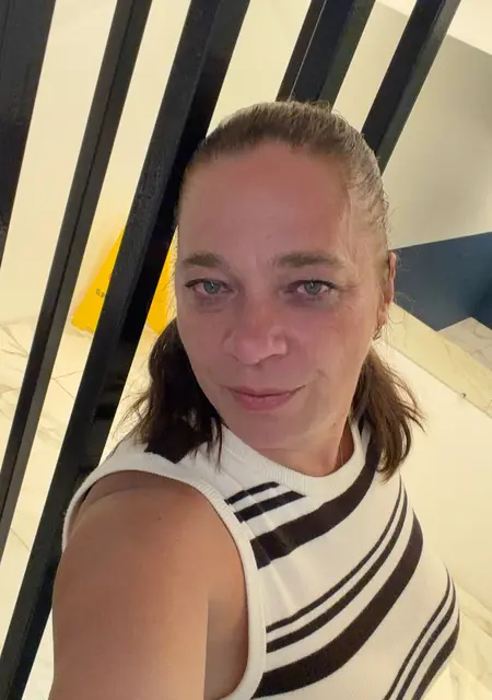 Я Юлия, 46, из Костромы, ищу знакомства на одну ночь