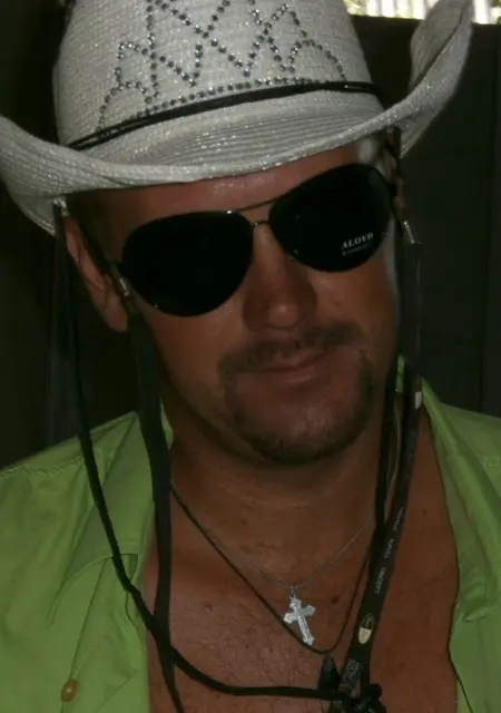 Карлсон из Кавказской, мне 45, познакомлюсь на одну ночь