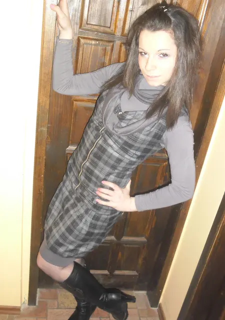 Я Алиса, 18, из Раевки, ищу знакомство для постоянных отношений