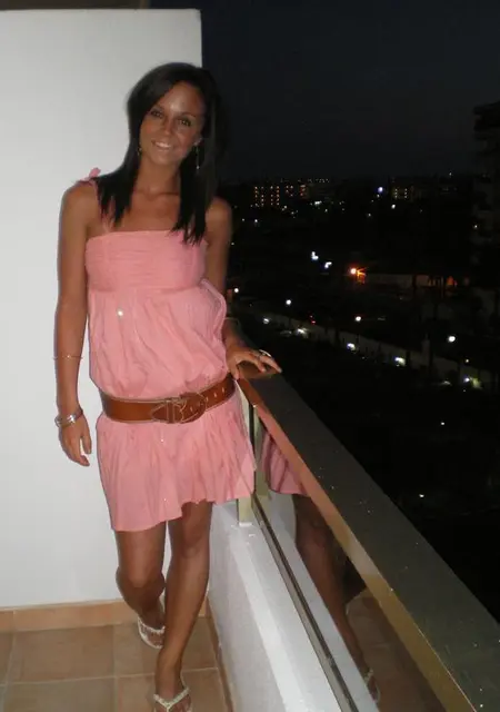 Регина из Новомичуринска, мне 23, познакомлюсь для дружбы